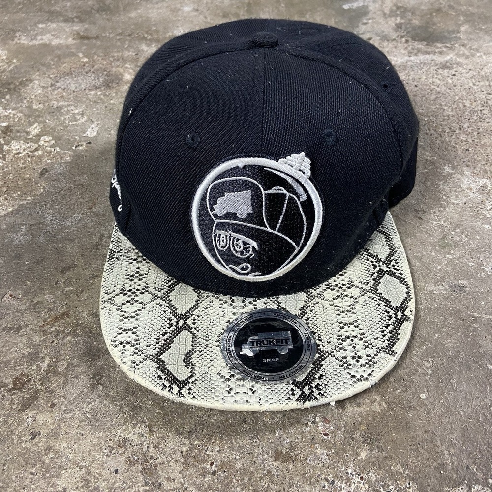 Vintage Trukfit Cap Black Strap Back Adjustable Snake Skin Pattern Embroidered‎